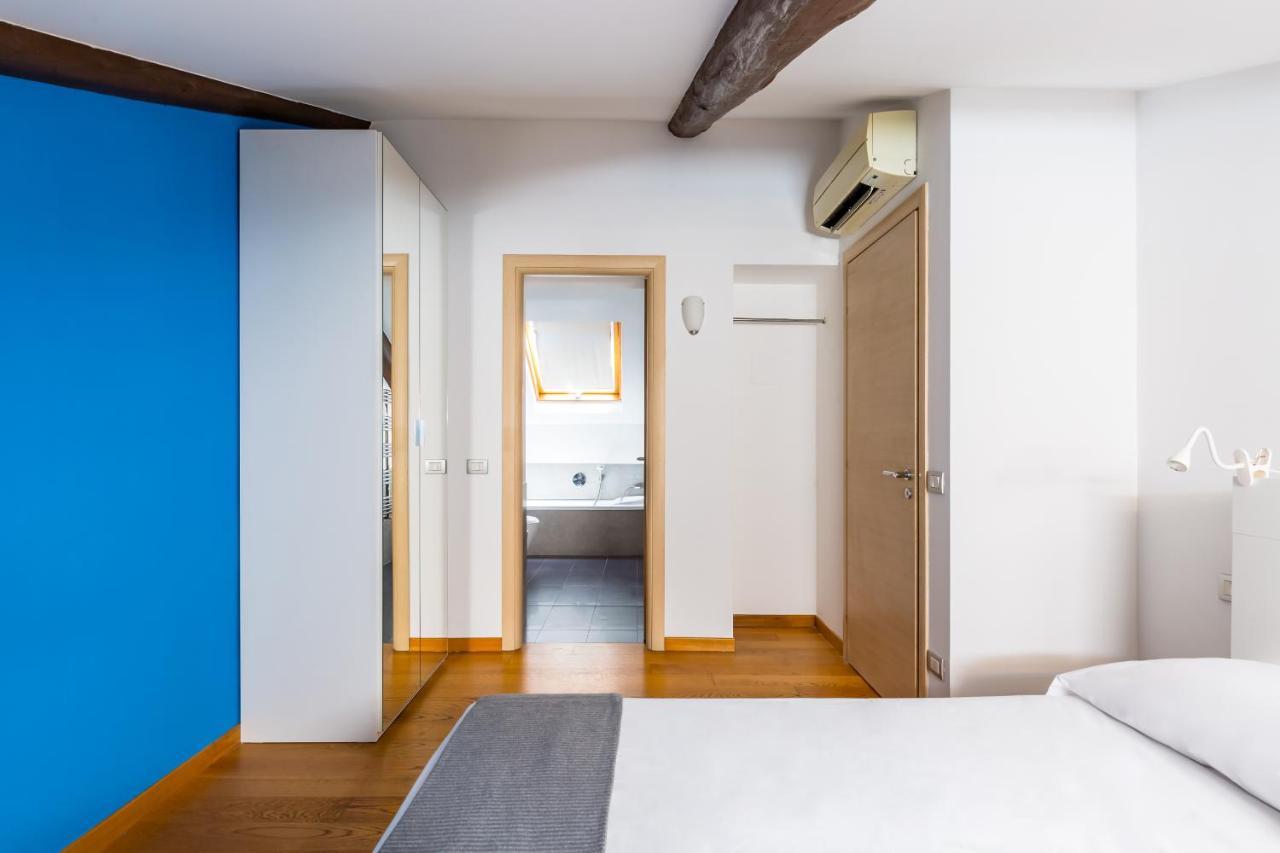 Attico Al Duomo By Napoliapartments Exteriör bild